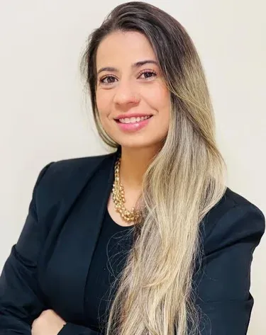 Dra. Júlia Amaral Dias